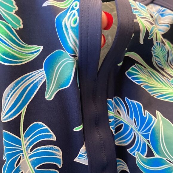 Land’s End Plus Standard high neck keyhole tankini top blue print soft D cup Var - Picture 8 of 14